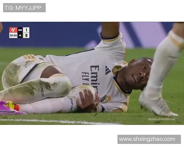 足球赛场突发意外伤情 揭秘球星受伤背后的故事与挑战